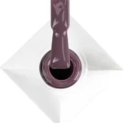 No. 61 Delicate Woman Very Nice, Molly Nails